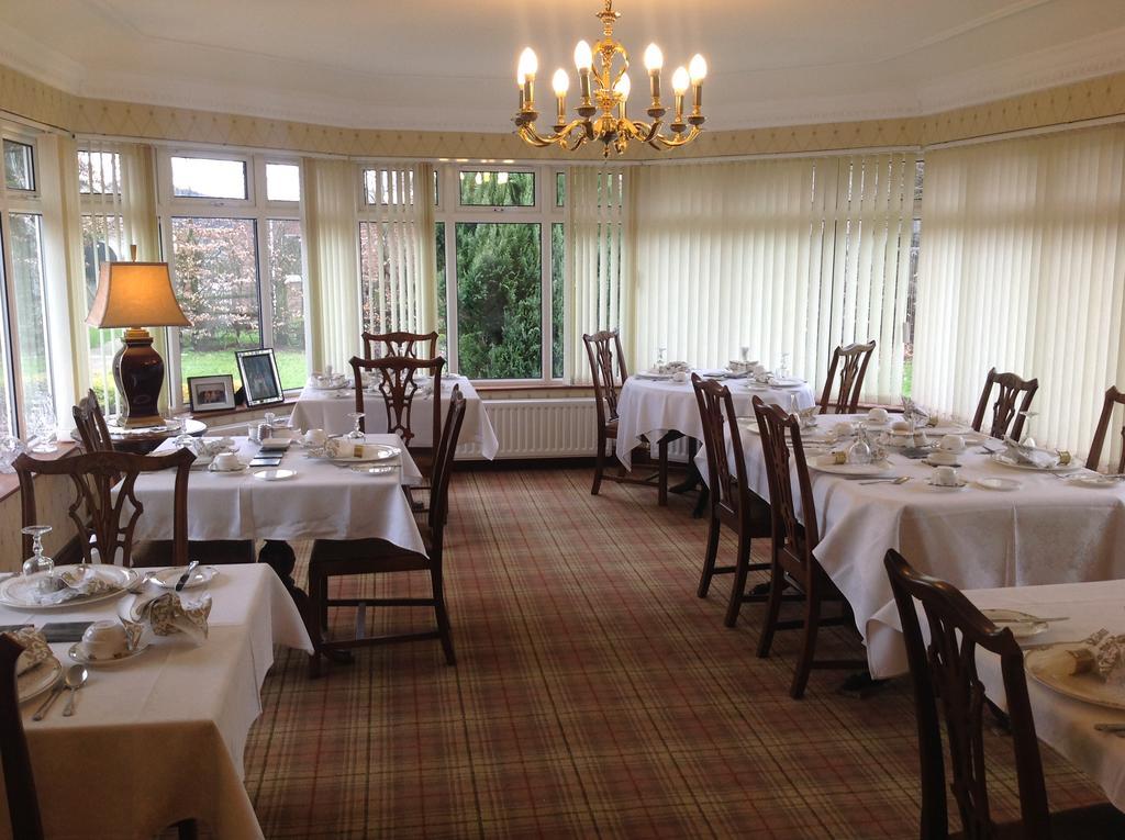 Caldhame Lodge Crumlin  Екстериор снимка